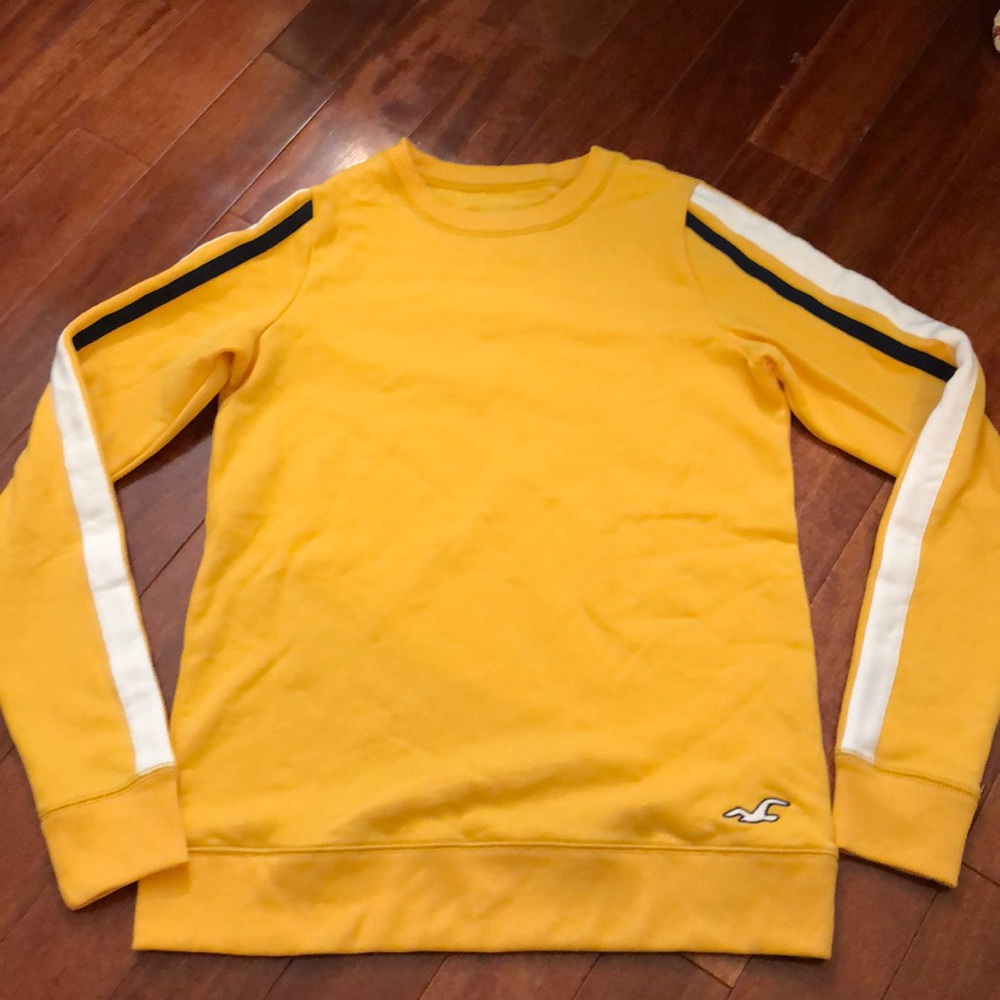 oversized new hollister yellow sweatshirt